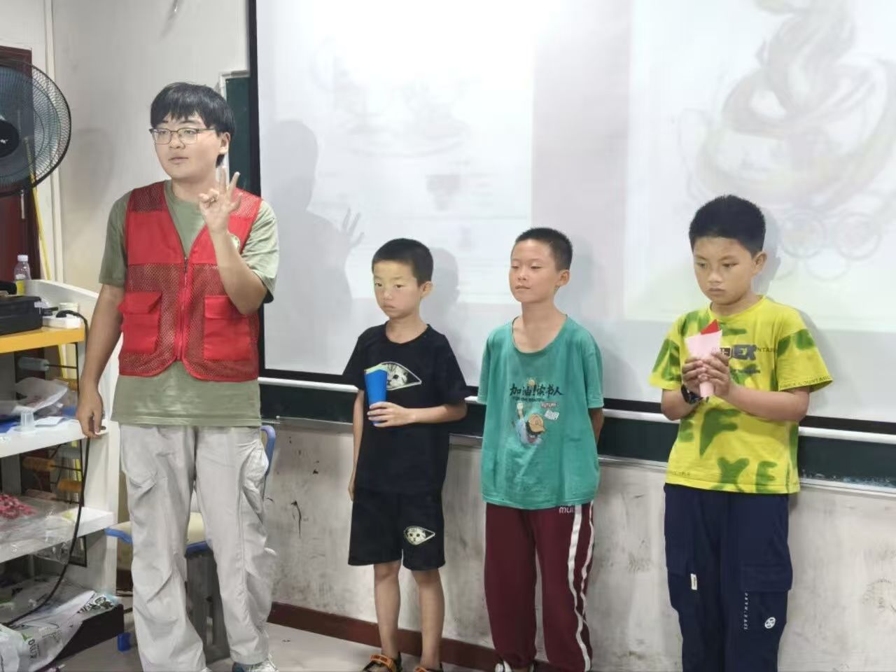 志溯峥嵘