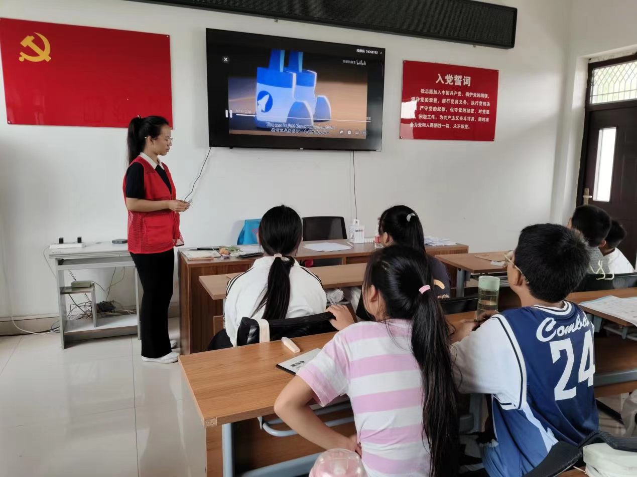 特色志愿课堂的温情滋养水乡少年