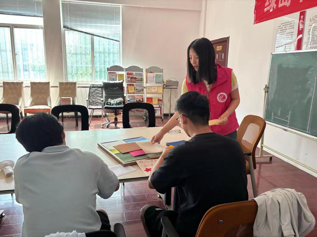 留存着数不尽的红色印记